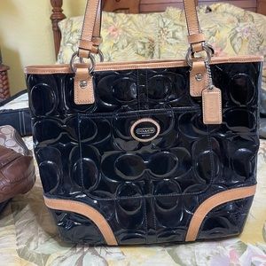 Coach purse! Black patent leather with tan leather
